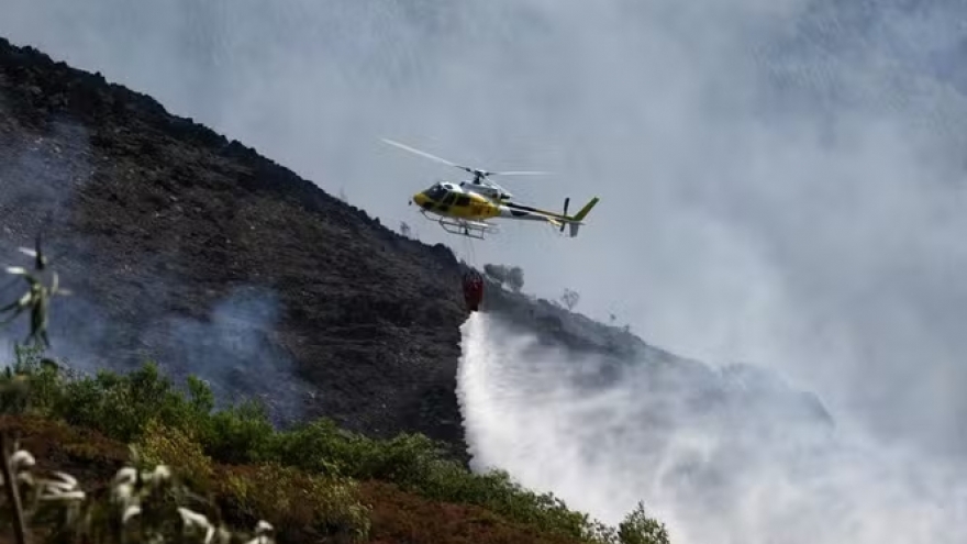 Tây Ban Nha và Bồ Đào Nha ban bố tình trạng báo động cao do nguy cơ cháy rừng